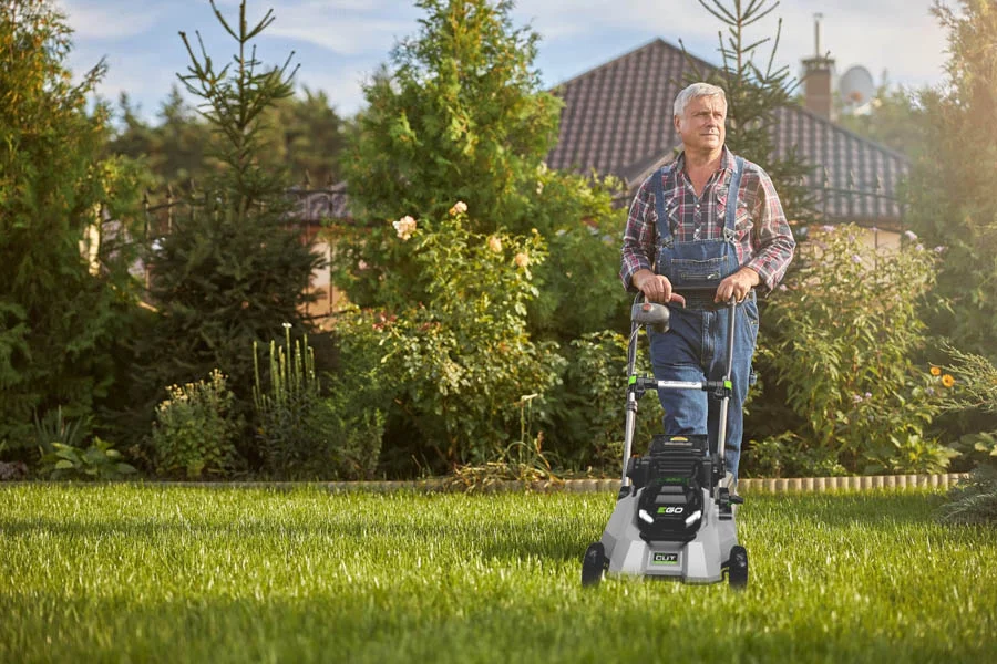 battery powered electric lawn mowers